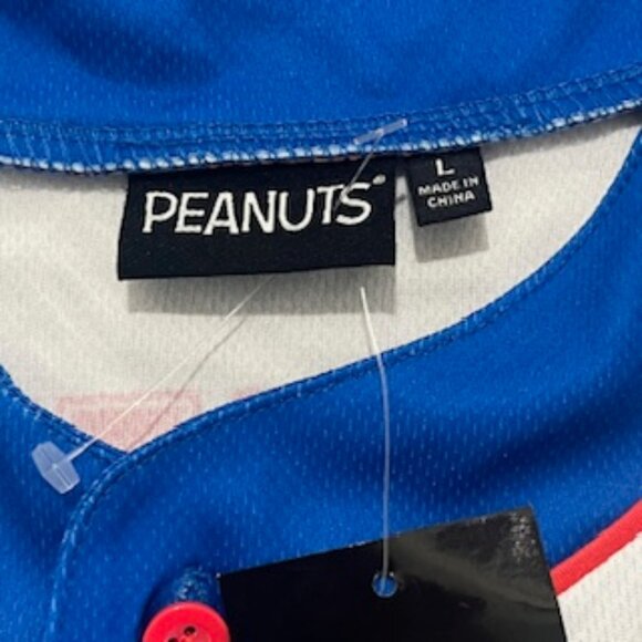 NEW Snoopy Baseball Jersey Women’s Size Large Peanuts Button Up NWT - Picture 4 of 10